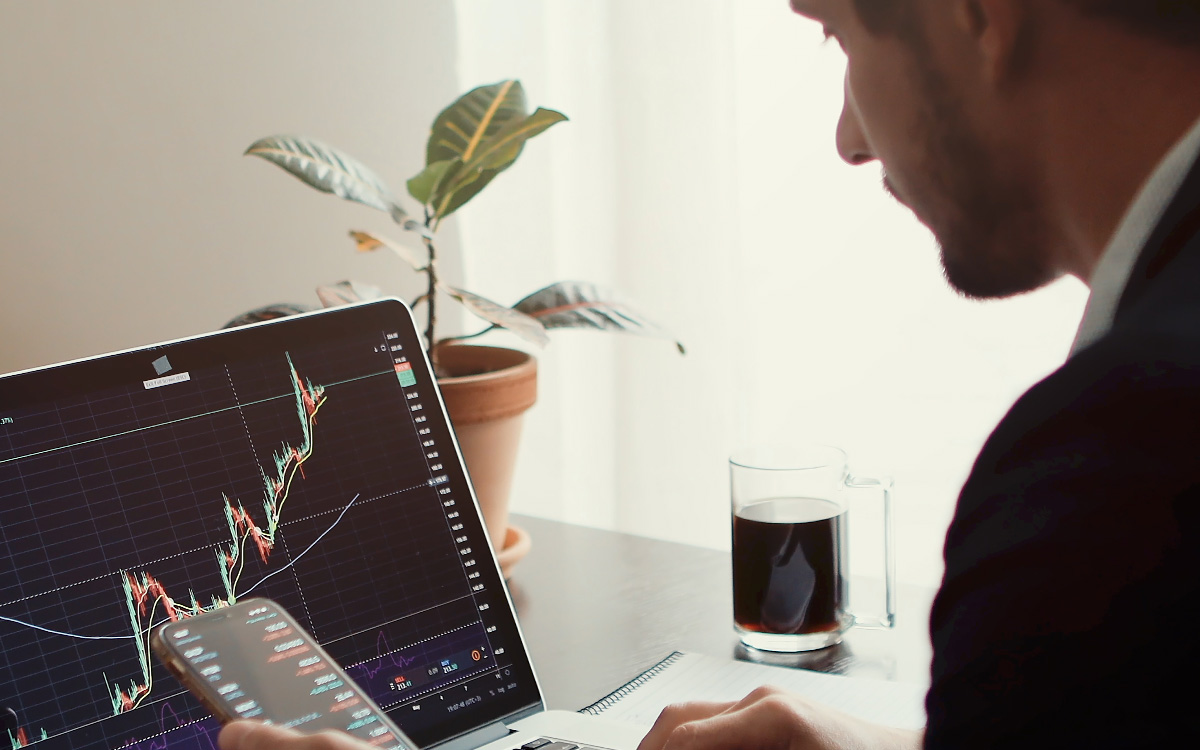 ¿Cómo Analizar y Seleccionar Acciones para Invertir?