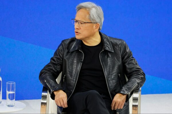 Empleados millonarios de Nvidia siguen trabajando hasta las 2 am: informe