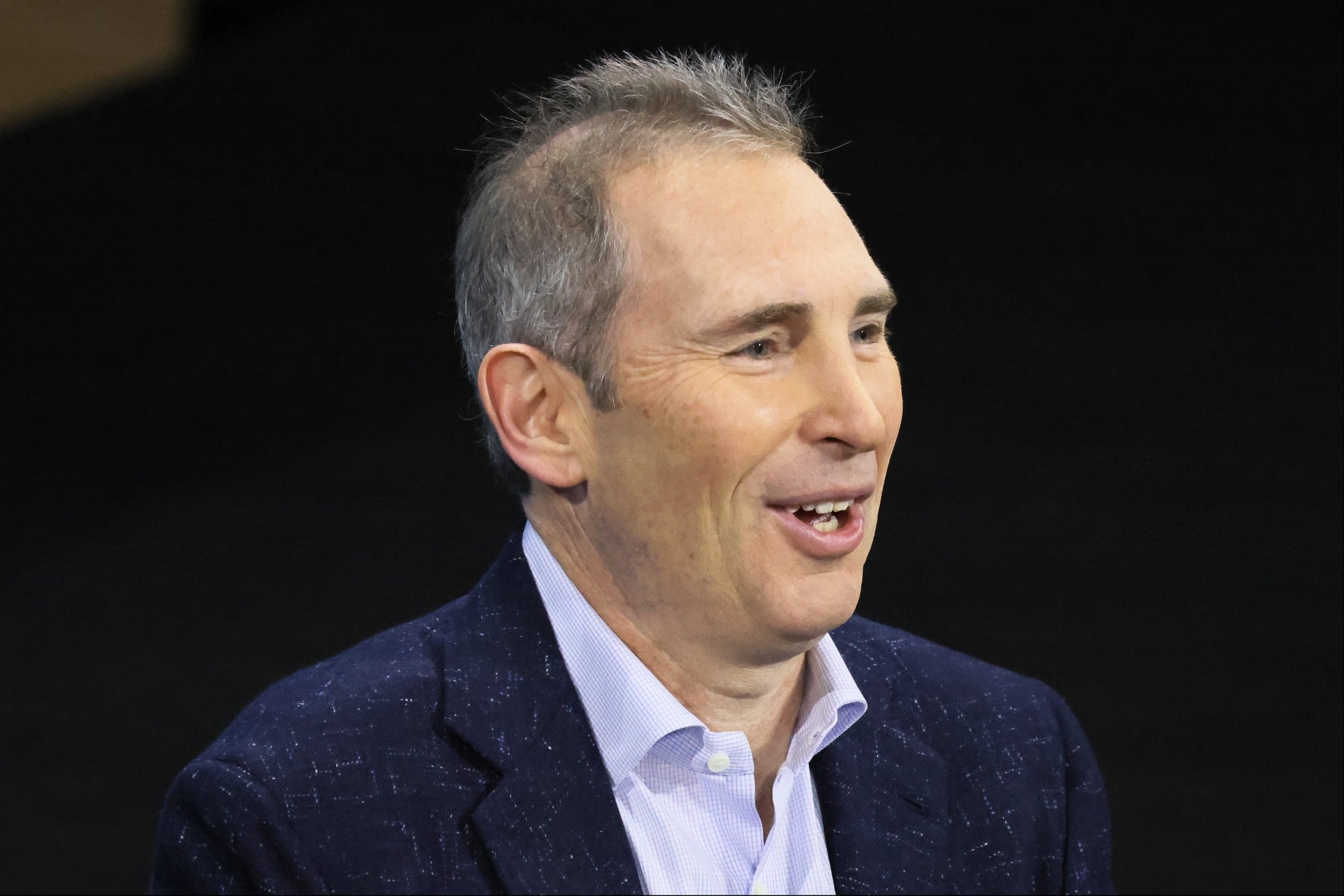 El CEO de Amazon ordena a los empleados volver a la oficina 5 días a la semana