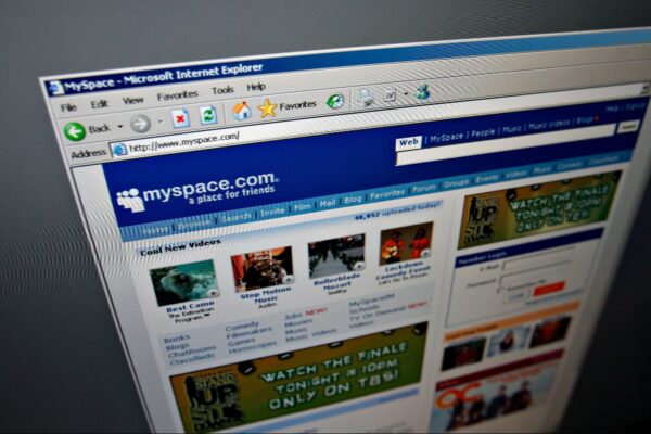 ¿Ha vuelto MySpace? Un millón de personas utilizan ahora la versión clonada