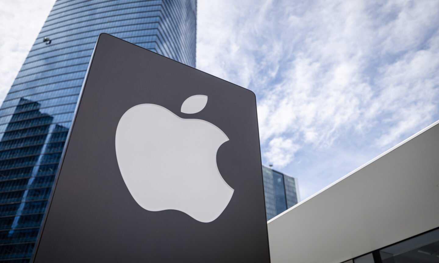 Apple logo