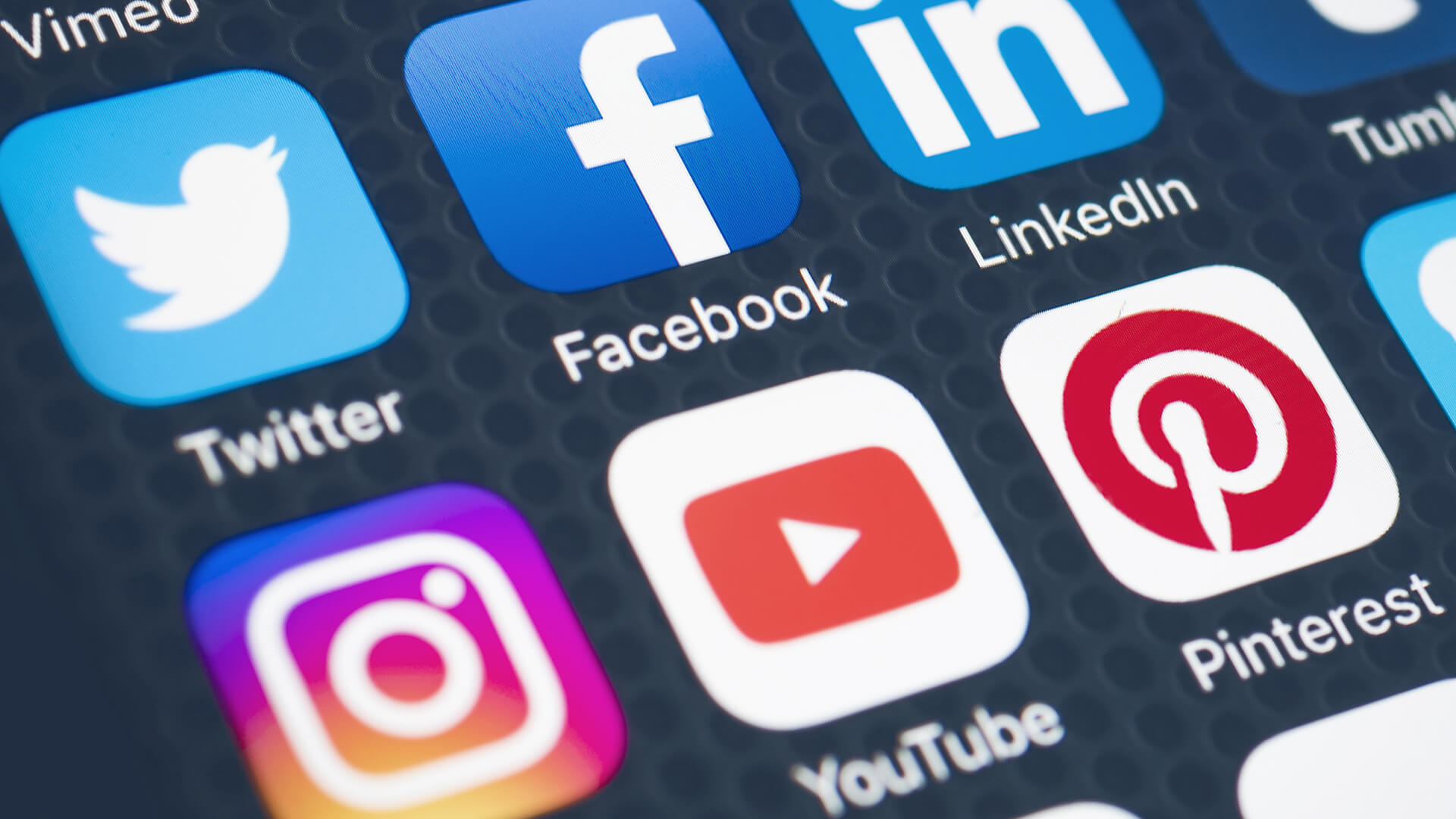 Maximizando el retorno de la inversión en medios pagos B2B con plataformas alternativas
