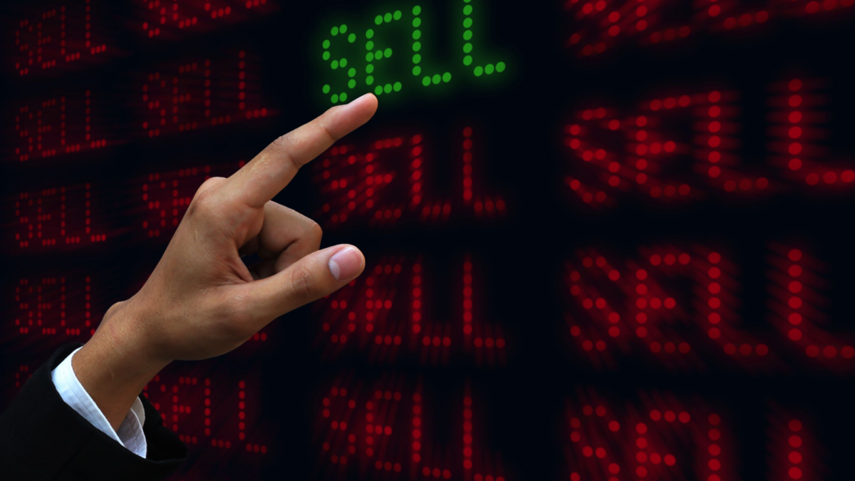 Quant Ratings - 10 Stocks to Sell Before the New Year