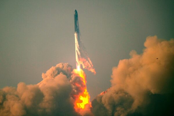 SpaceX’s Starship spacecraft and Super Heavy rocket launch from Starbase on April 20, 2023.