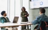 Cómo evolucionar de gerente a mentor y crear un impacto duradero