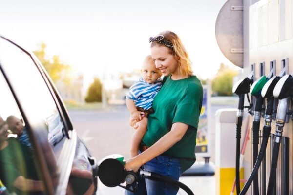 Chase Sapphire Cards Will Earn Extra on Instacart, Gas, Streaming (Limited Time)