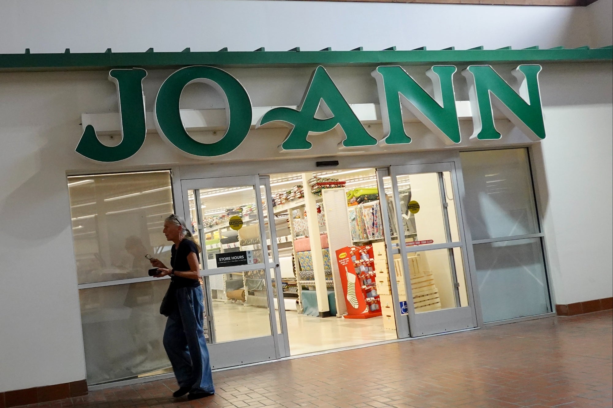 Joann cerrará todas sus 800 tiendas estadounidenses, realizará ventas
