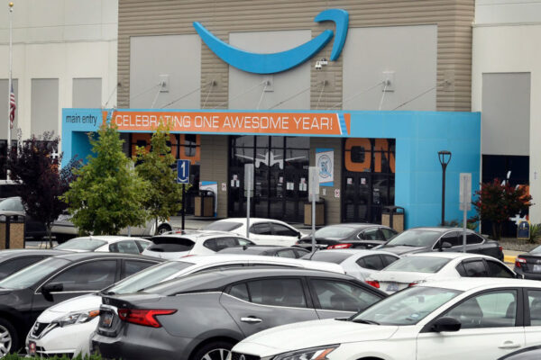 Los trabajadores de Amazon de Carolina del Norte votan en contra de sindicalización