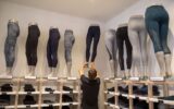 Lululemon demanda a Costco por vender 'engaños' de sus leggings