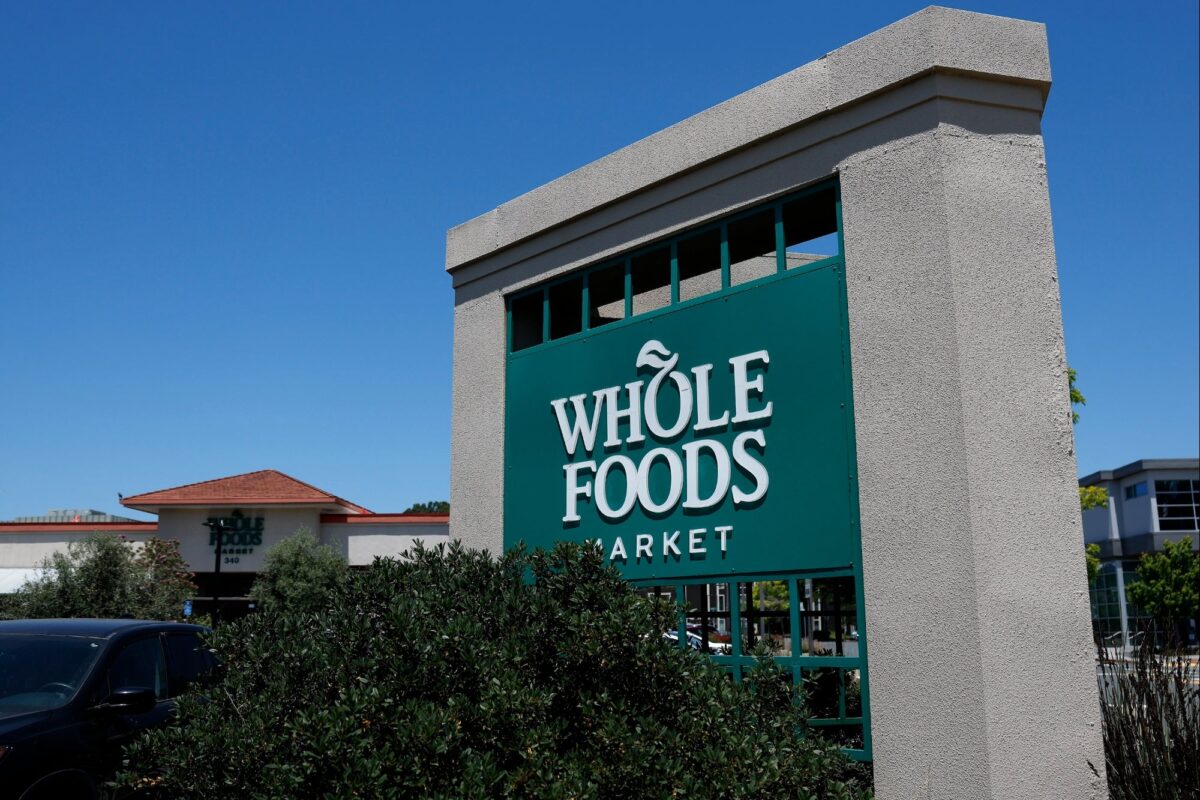 Amazon le brinda al personal de Whole Foods nuevas ofertas de trabajo