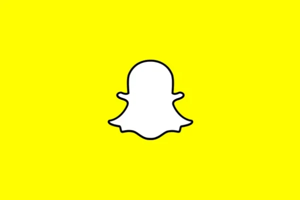 Snapchat agrega una retención infinita y rayas grupales